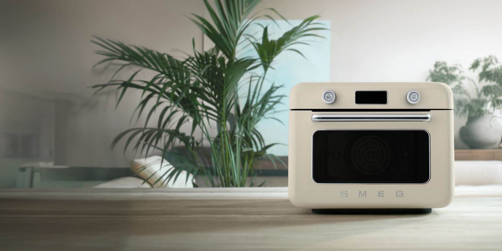 Smeg's Countertop Combi Steam Oven