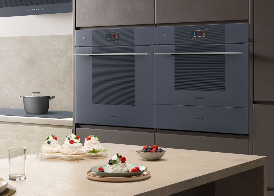 Product Spotlight: Smeg SO4104M2PG 45cm Linea Speedwave Combi