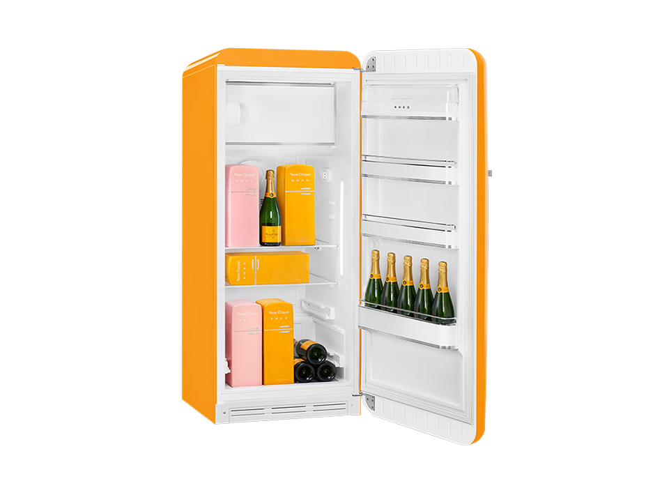 Politiek eeuwig Occlusie Veuve Clicquot koelkasten door Smeg - design en innovatie