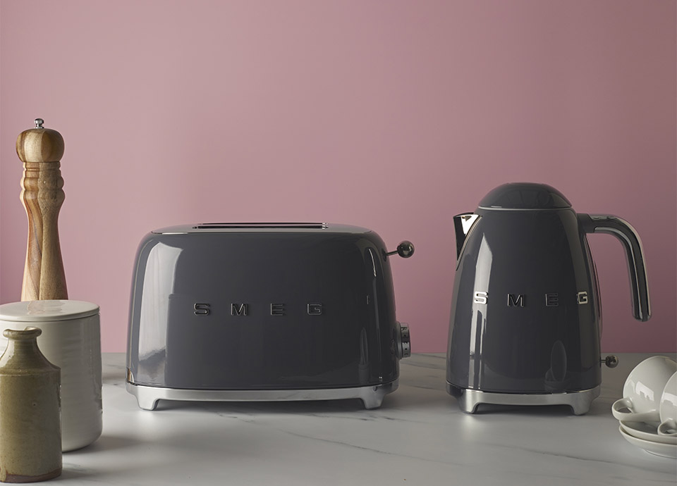 SMEG SLATE GREY KETTLE TOASTER