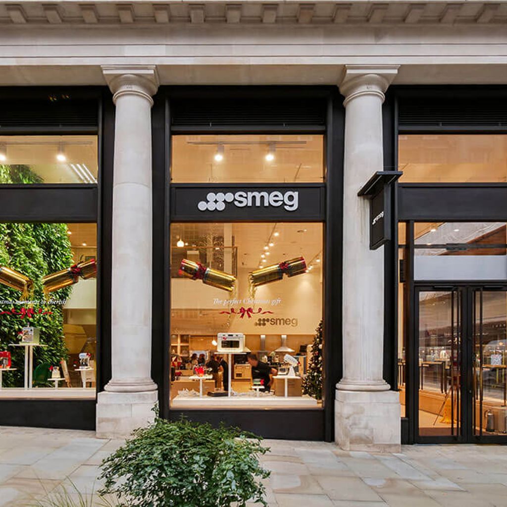 Smeg London Christmas Window Display