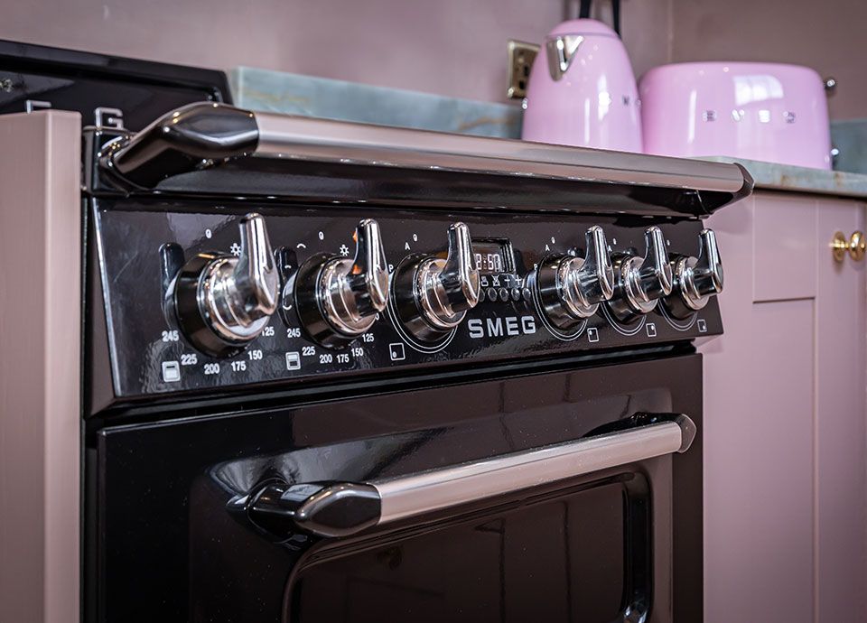 Victoria Range Cooker & Hood