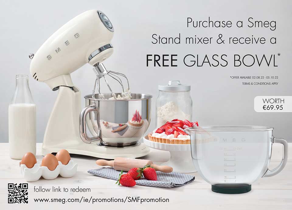 Smeg stand mixer promotion with free glass bowl