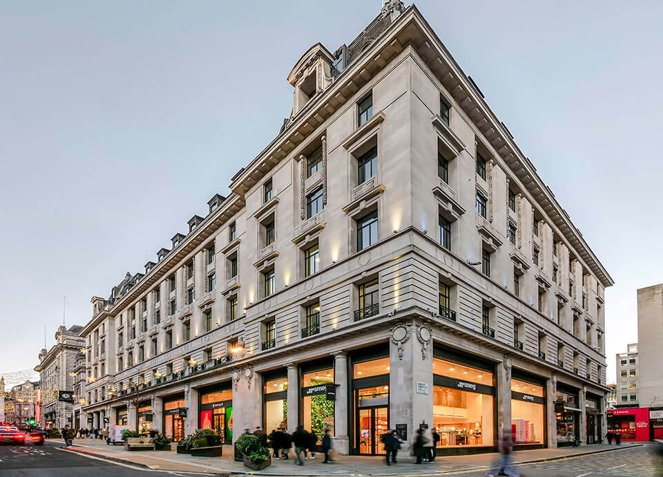 Shopping for a New Kitchen Appliance? Visit Smeg’s London Store