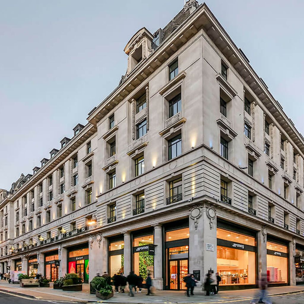 Shopping for a New Kitchen Appliance? Visit Smeg’s London Store