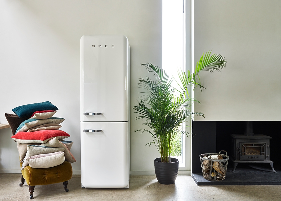 Smeg fridge double door hot sale