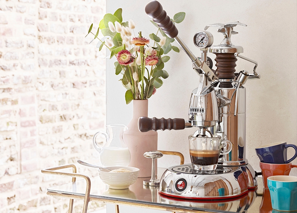 La Pavoni, as máquinas de café que deram nome ao 