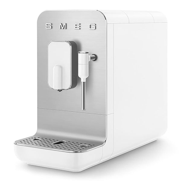 Smeg Espresso Coffee Machine EGF03 with grinder and milk frother