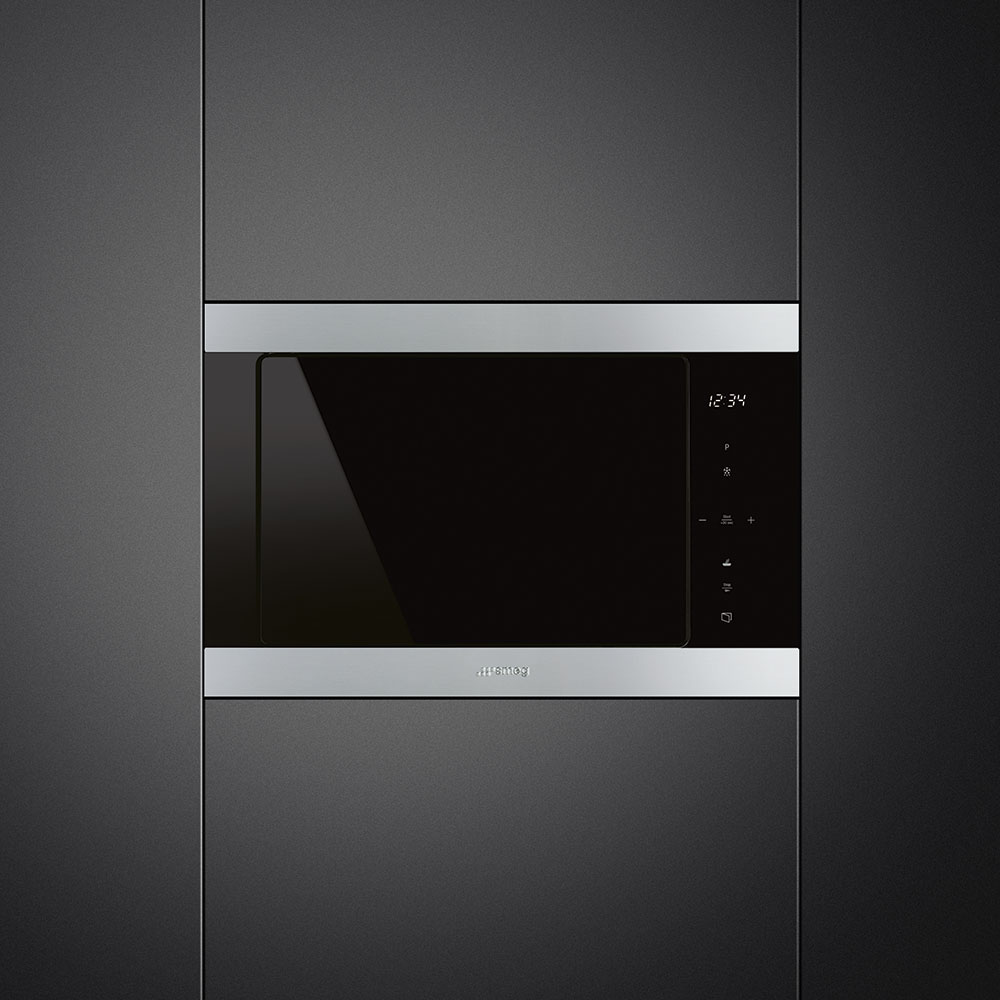 White shop microwave smeg