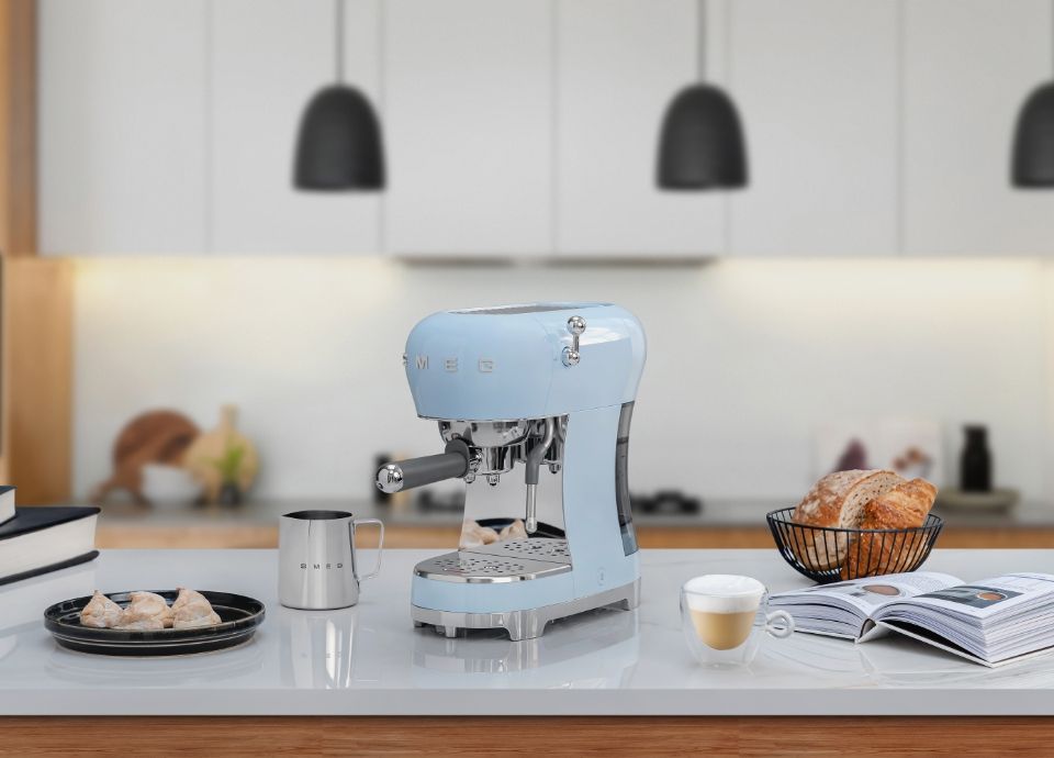 キッチン家電 SMEG HBF02PBJP BLUE SMEG（スメッグ）ハンドブレンダー HBF02PBJP パステルブルー