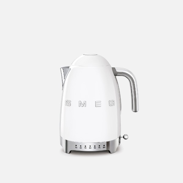 Wasserkocher im Retro-Design von Smeg