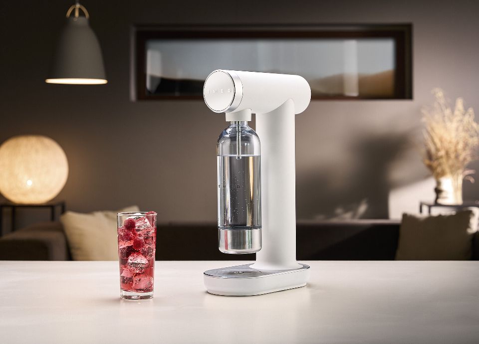 Sparkling Water Maker, (NEW_COLOR) | SMEG USA