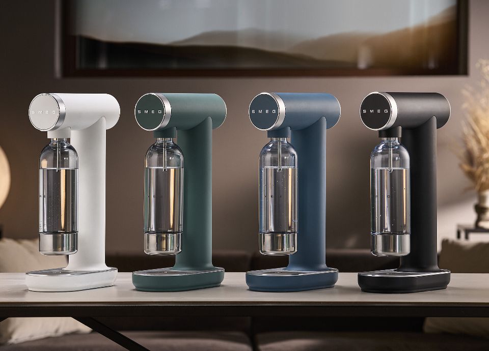 Sparkling Water Maker, (NEW_COLOR) | SMEG USA