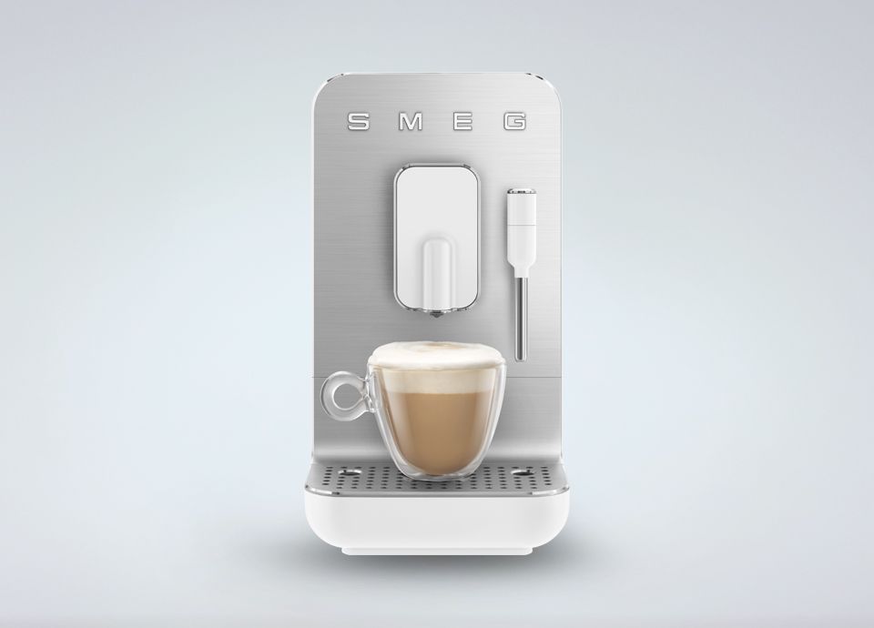 Machine à café avec broyeur intégré BCC02