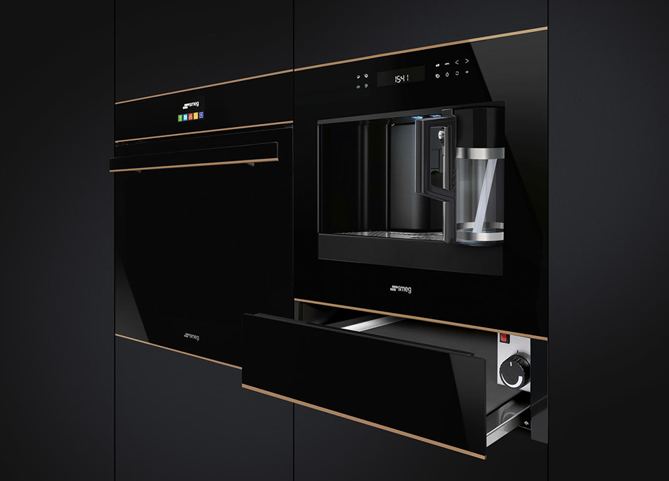 Dolce Stil Novo aesthetic line by Smeg