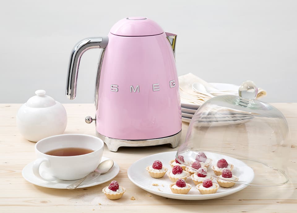 Pink smeg best sale kettle and toaster