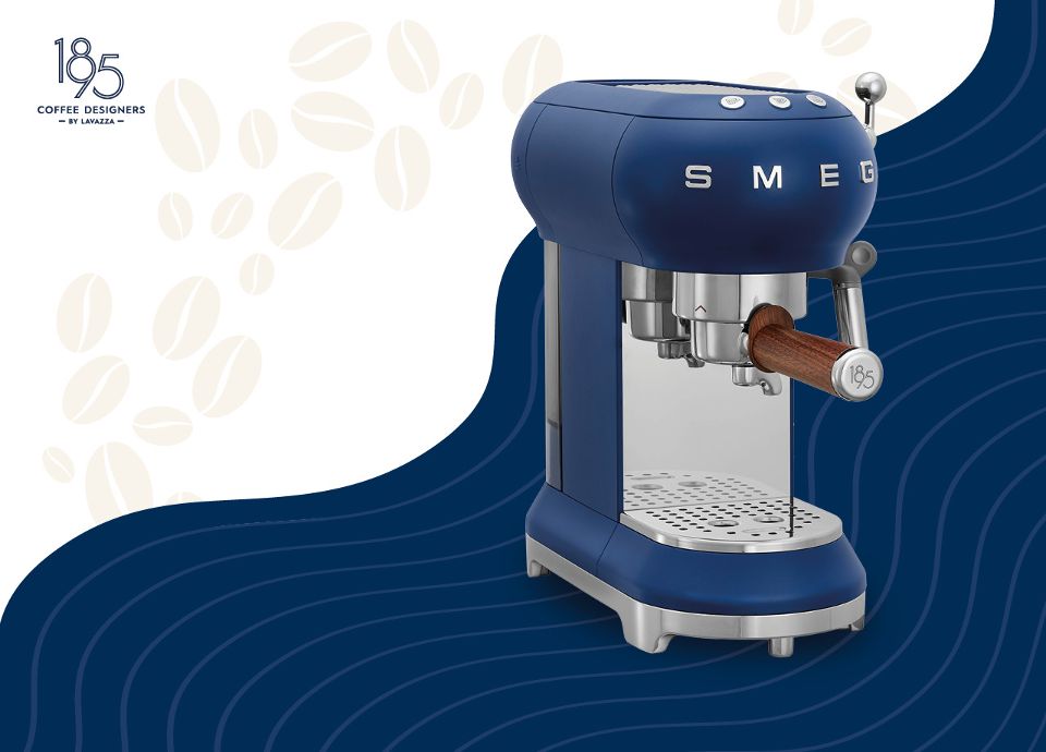 Macchina da caffè espresso Smeg ECF01LVEU