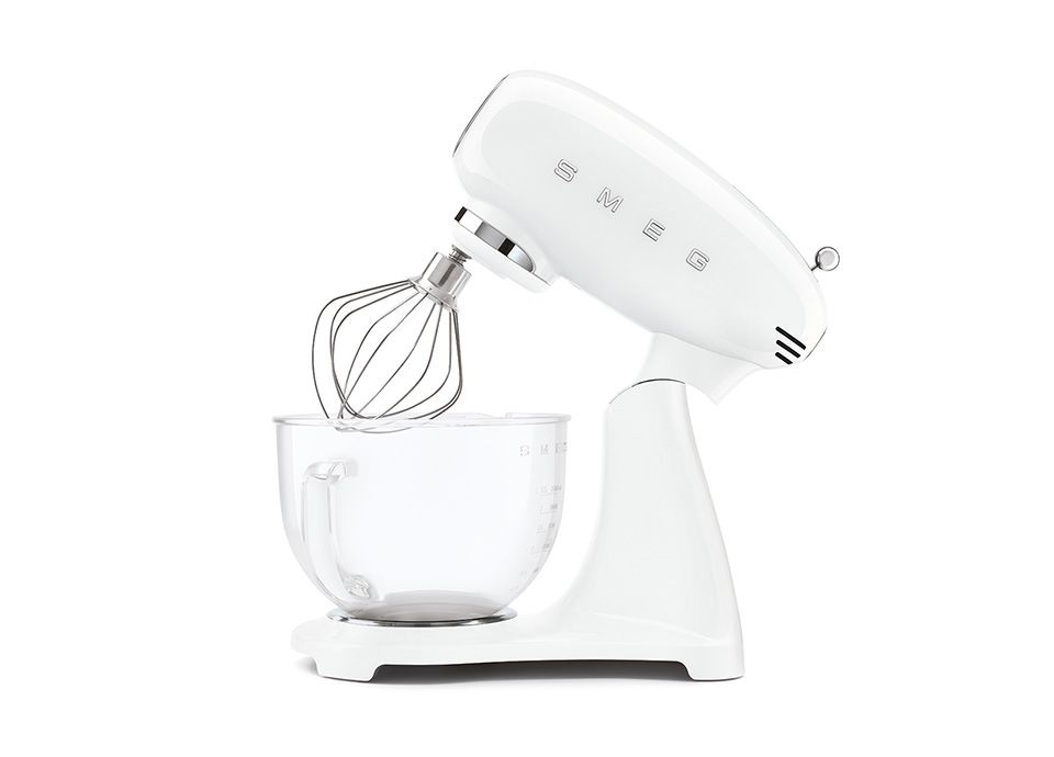 White stand mixer model with glass bowl