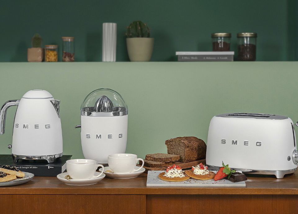 Smeg tostadora best sale blanca