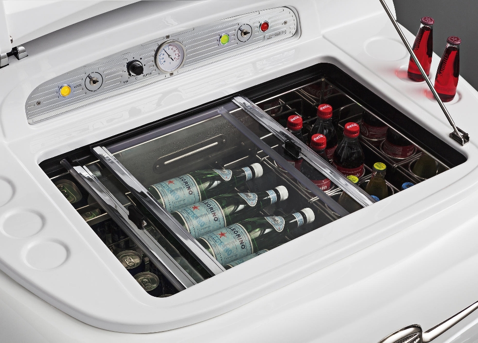 fiat 500 fridge