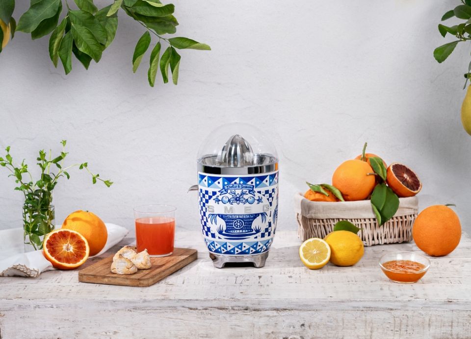 Smeg citrus juicer dolce and Gabbana