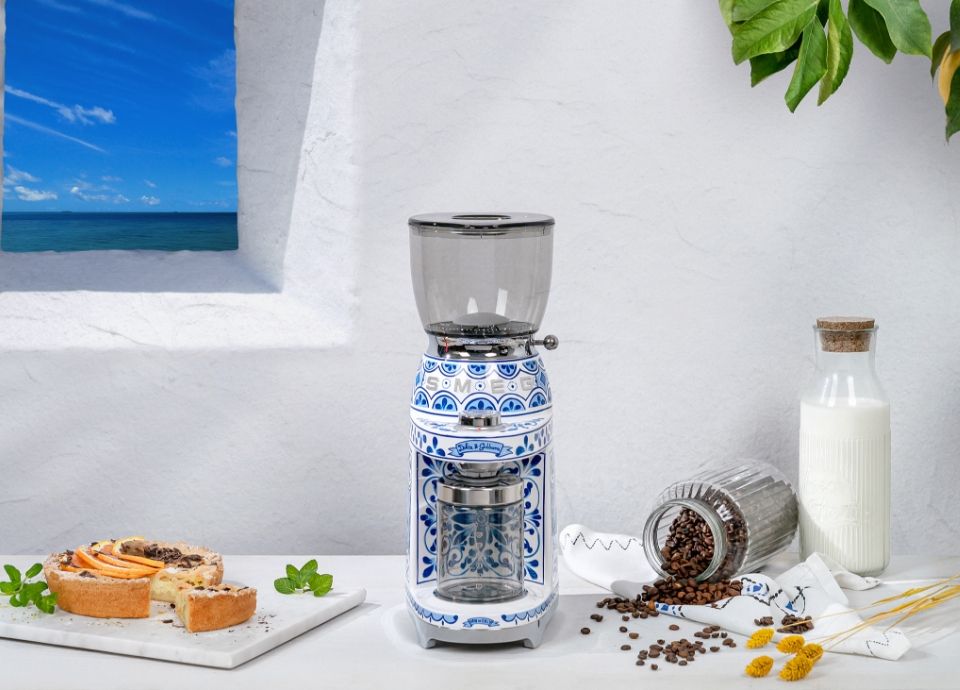 Blu Mediterraneo coffee grinder