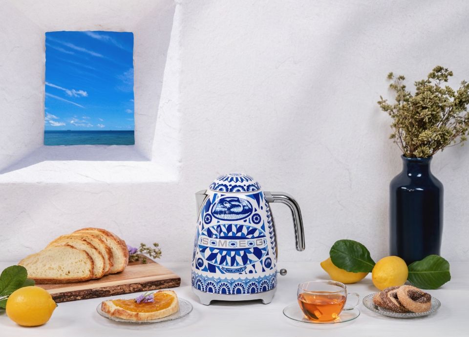 Blu mediterraneo kettle