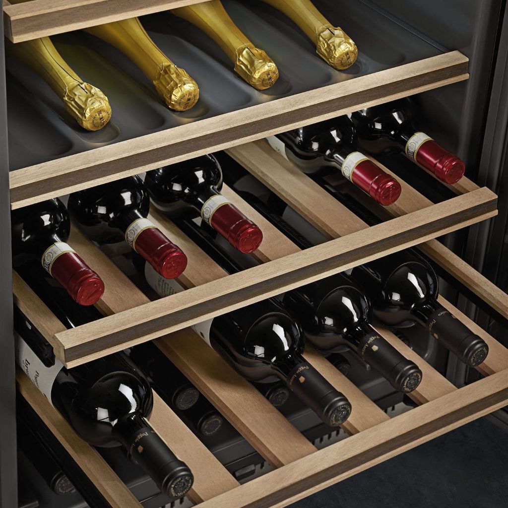 Load capacity up to 21 bottles