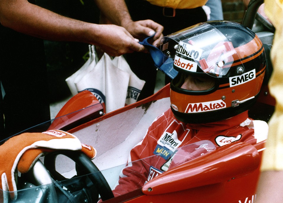 1979| Smeg sponsors the Ferrari team