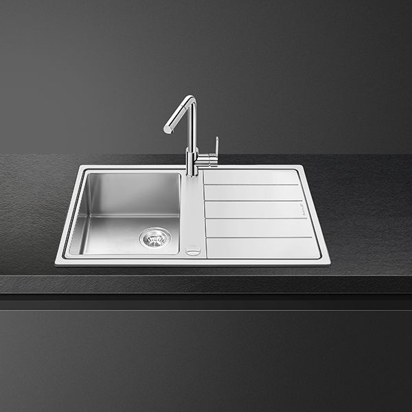 Ultra-low profile Sinks