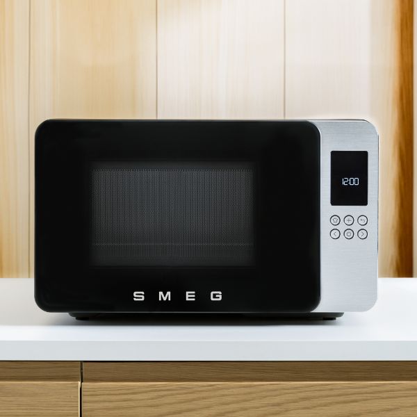 Smeg countertop microwave ovens
