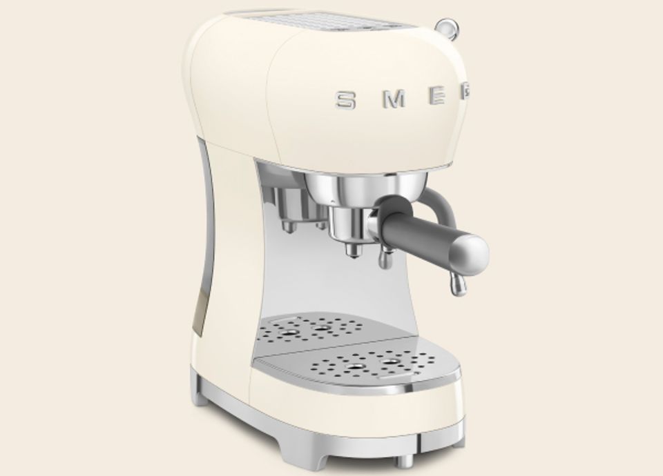 Espresso Coffee Machine in Cream