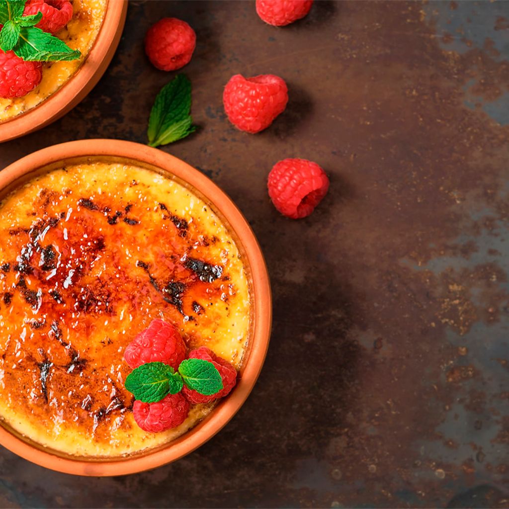 Ricetta Crema catalana con frutti rossi e crumble