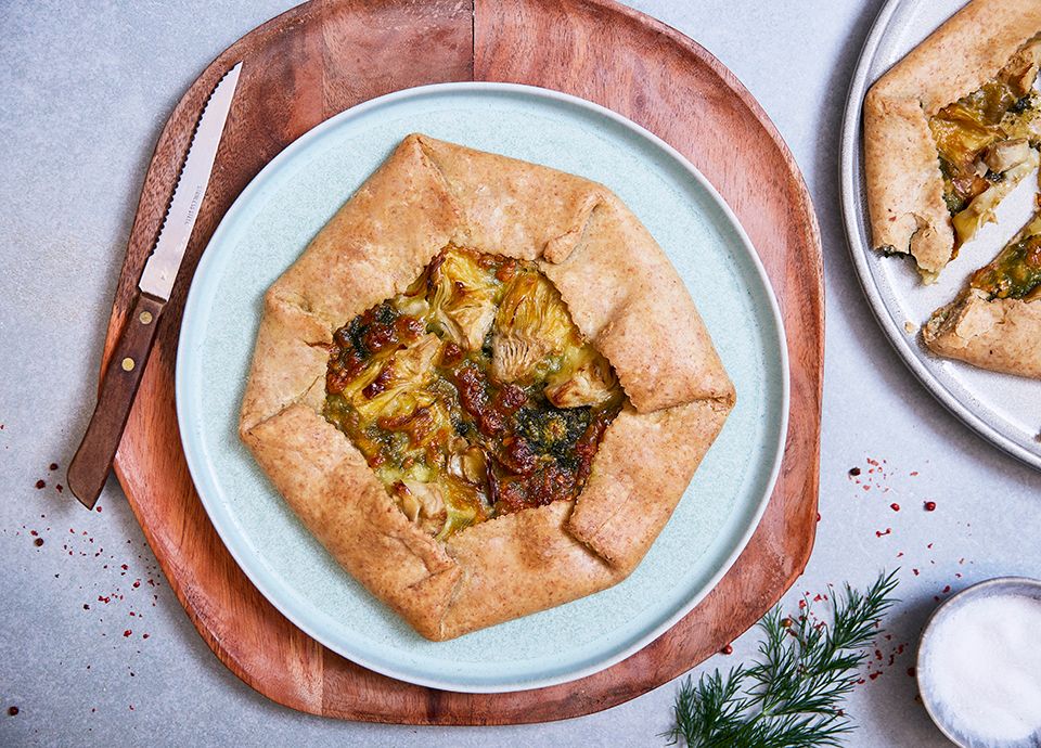 Gallette mit Artischocken und Spinat