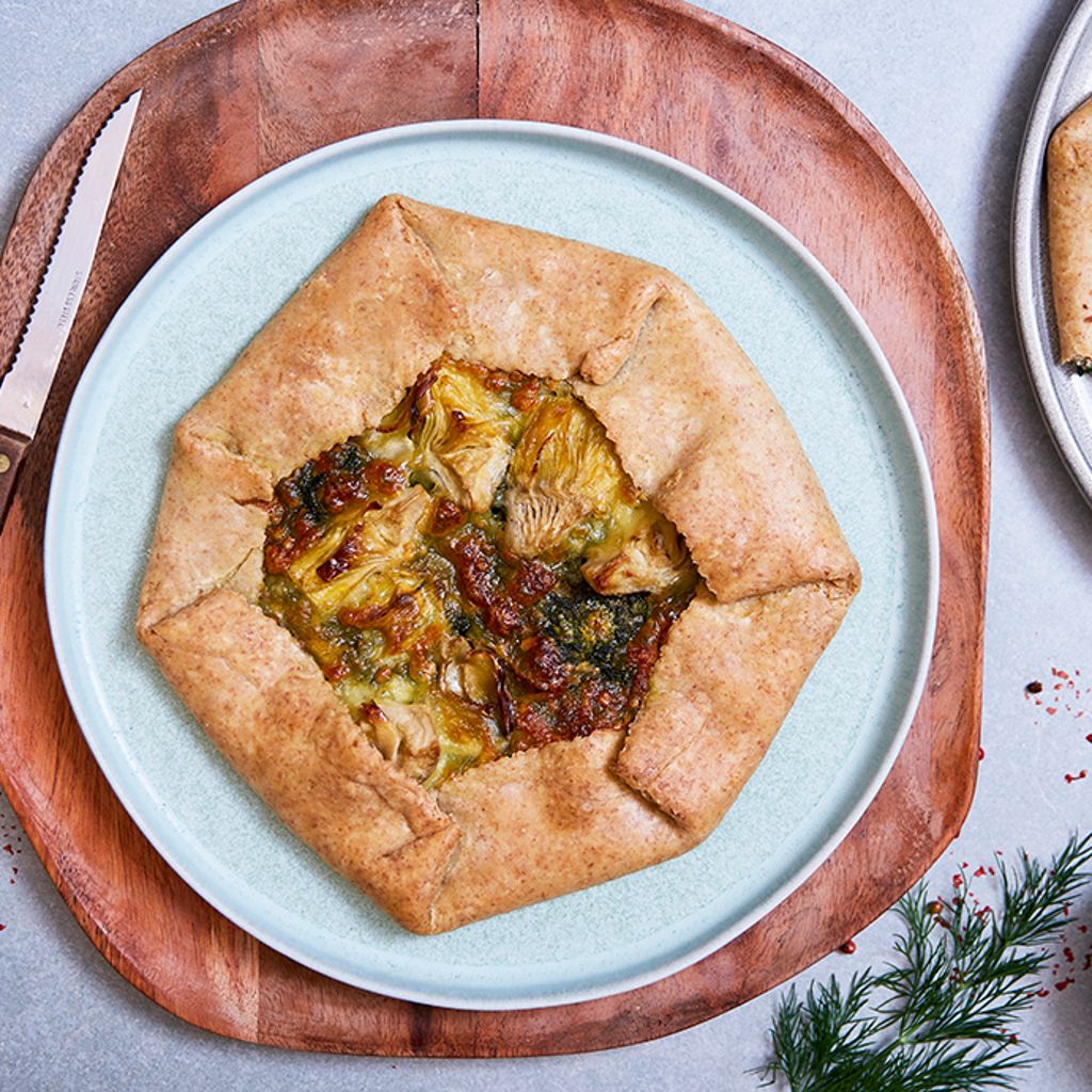 Gallette mit Artischocken und Spinat