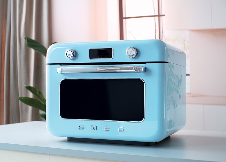 Smeg asztali kombinált sütő gőzfunkcióval