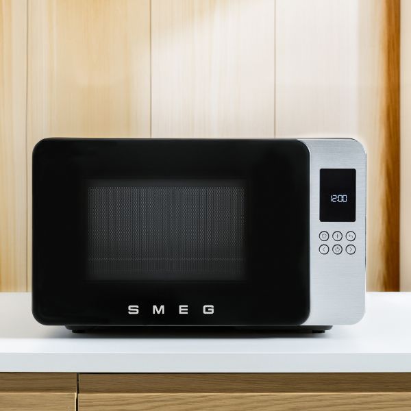 Smeg countertop microwave ovens