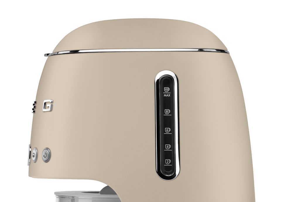 Vista lateral da máquina de café Moonlight com acabamento mate, destacando o indicador de nível de água com marcações de 2 a 10 chávenas.