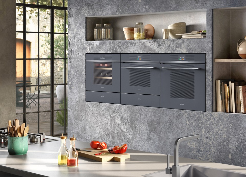 SMEG BRINGS BLAST CHILLERS INTO THE DOMESTIC ENVIRONMENT