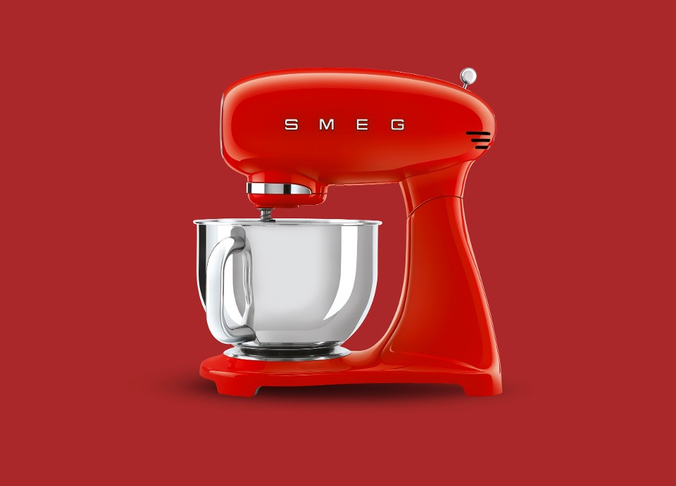 smeg breidt de keukenmachine range