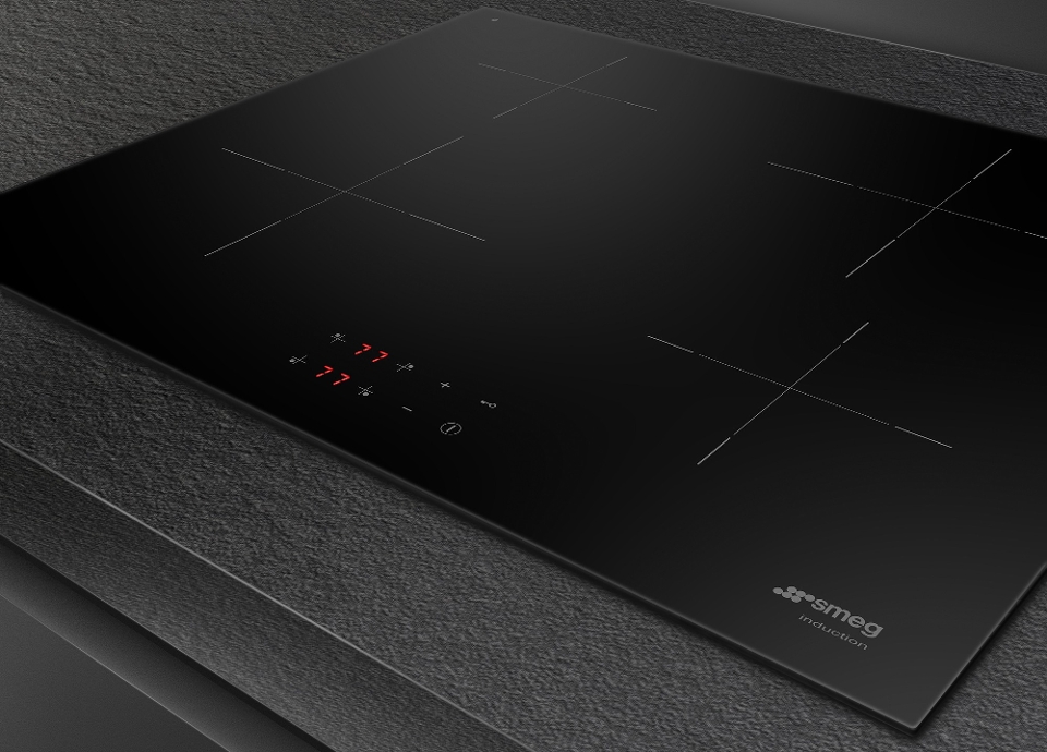 Induction hobs with DIGI TOUCH controls