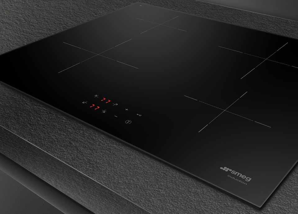 Tables de cuisson induction avec commandes tactiles "DIGI TOUCH"