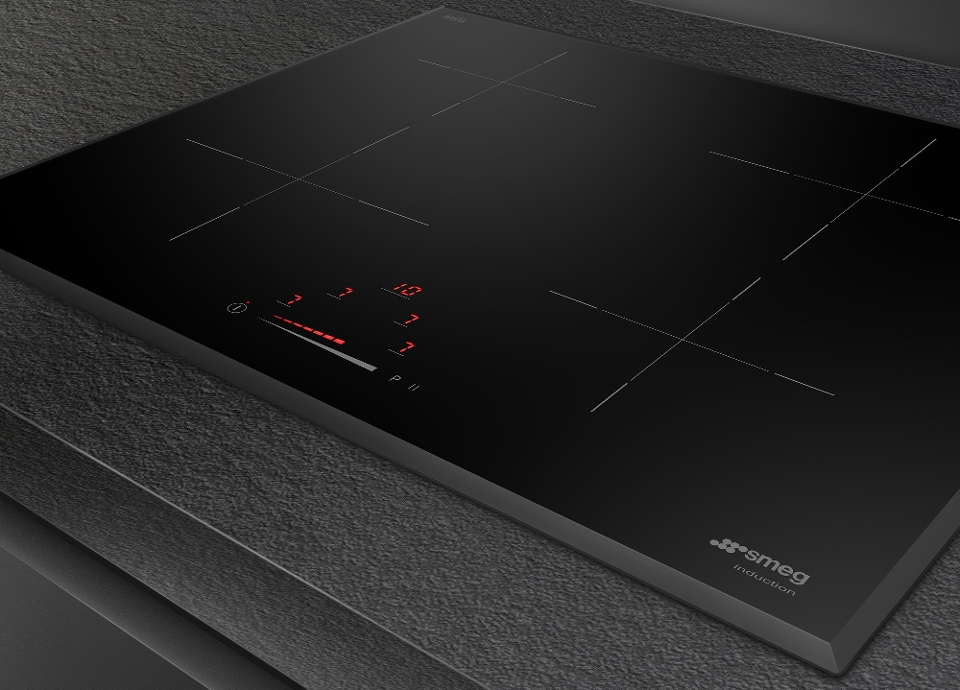 Induction hobs with COMPACT SLIDER controls