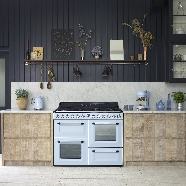 Smeg Blue TR4110 Victoria Range cooker