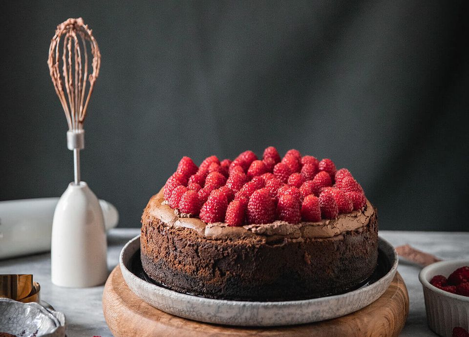 Vidunderlig chokoladecheesecake med hindbær